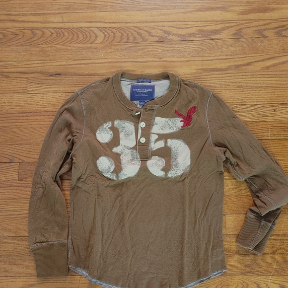 American Eagle henly shirt. - Picture 1 of 2